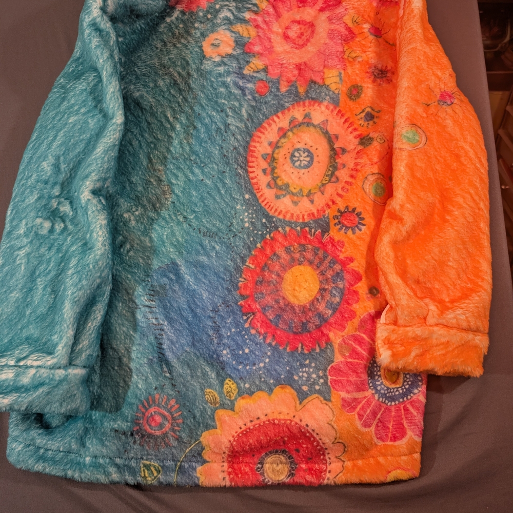 Colorful Fuzzy Floral Jacket Size M - Picture 5 of 5